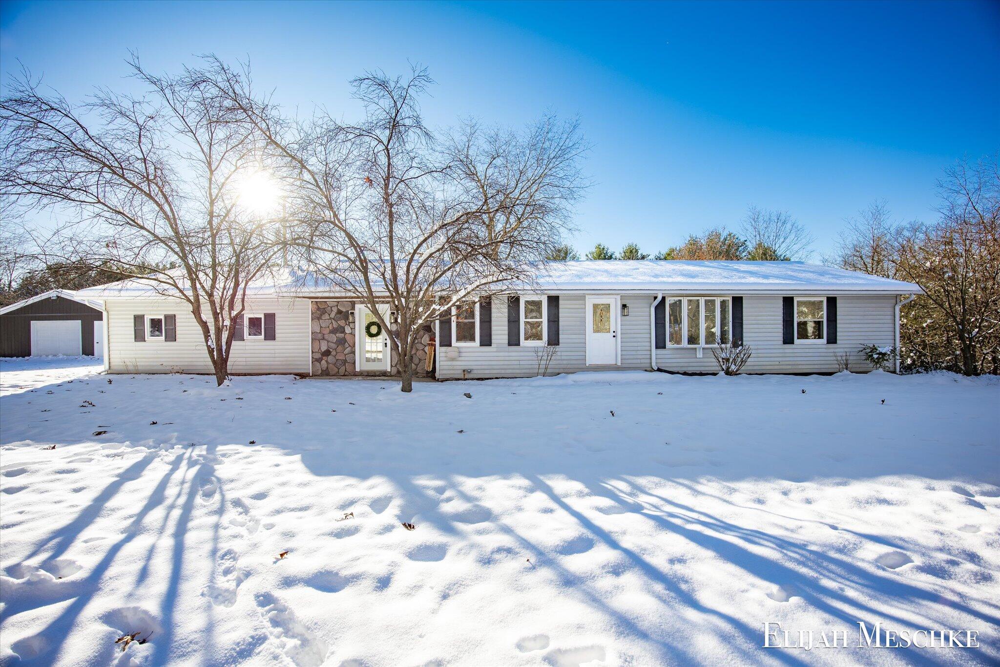 11401 Davis Road Middleville, MI 49333 - Photo 1 of 47 003-K1J17150