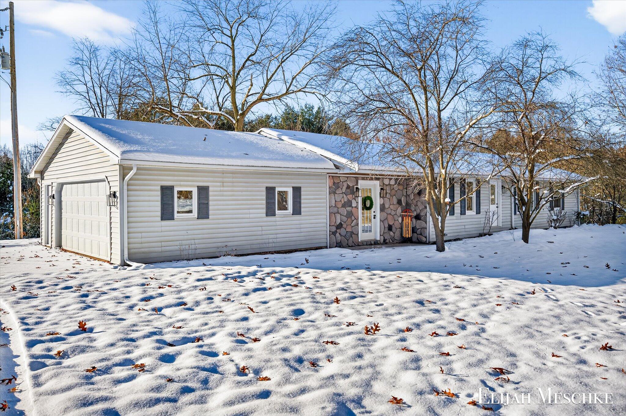 11401 Davis Road Middleville, MI 49333 - Photo 3 of 47 004-K1J17114