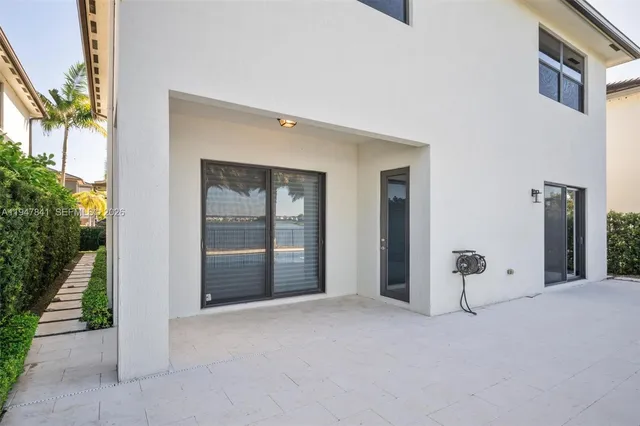 a view of a house with pool