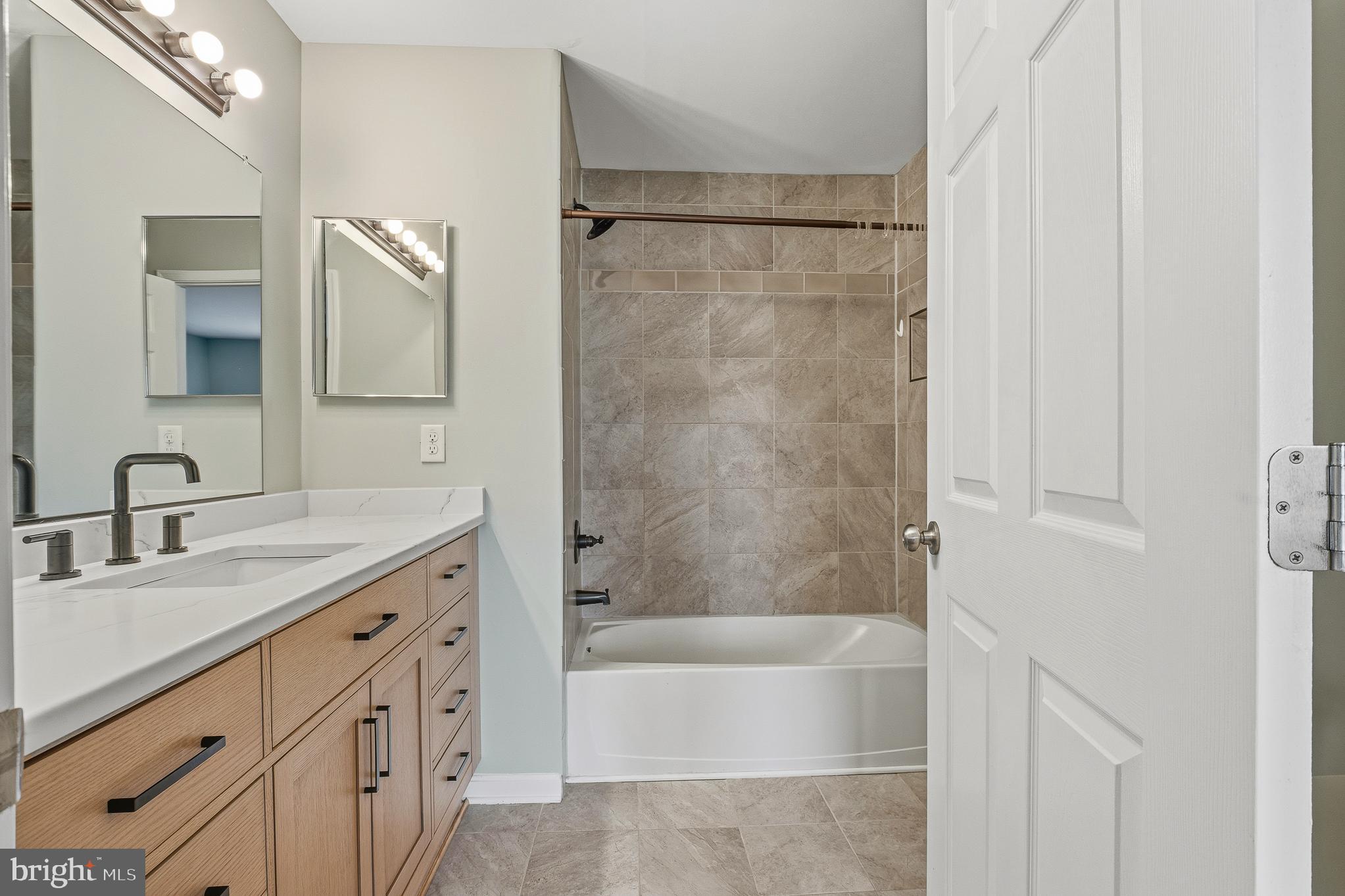 9060 Gracious End Court, Unit 103 Columbia, MD 21046 - Photo 33 of 40