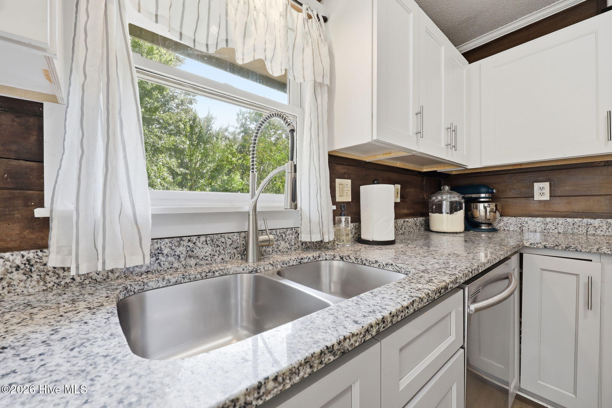 866 Mill River Road Jacksonville, NC 28540 - Photo 14 of 37