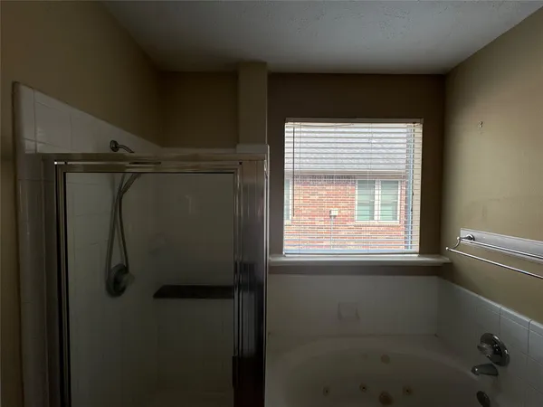 $2,295 | 2426 Hannover Way, Spring, TX 77388