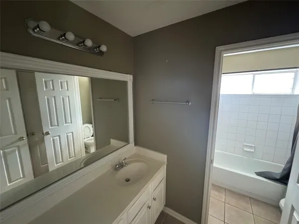 $2,200 | 2426 Hannover Way, Spring, TX 77388