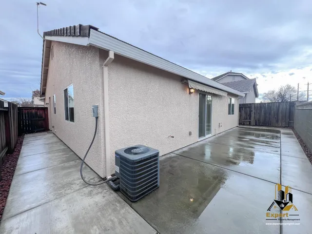 $2,595 | 224 Loon Lake Street, Roseville, CA 95747