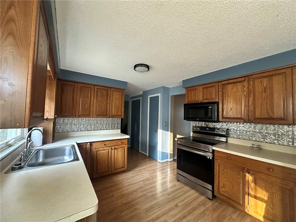 733 Drake Road Hamlin, NY 14464 - Photo 13 of 40 Gallery Image 13