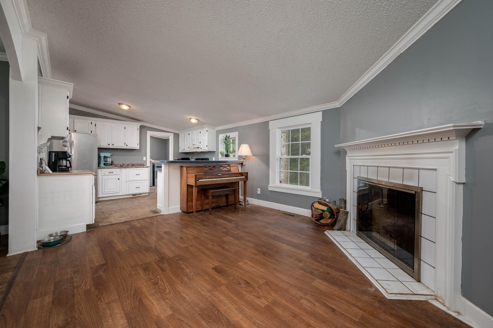961 Pack Road White Bluff, TN 37187 - Photo 5 of 29 Gallery Image 5