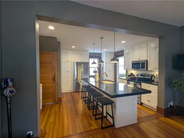 $310,000 | 506 Shawnee Street, Hiawatha, KS 66434