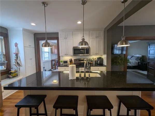 $310,000 | 506 Shawnee Street, Hiawatha, KS 66434