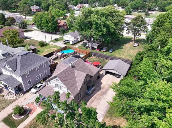 $310,000 | 506 Shawnee Street, Hiawatha, KS 66434