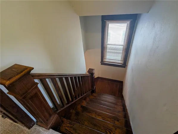 $310,000 | 506 Shawnee Street, Hiawatha, KS 66434