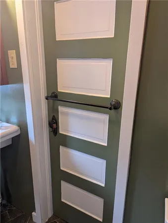 $310,000 | 506 Shawnee Street, Hiawatha, KS 66434