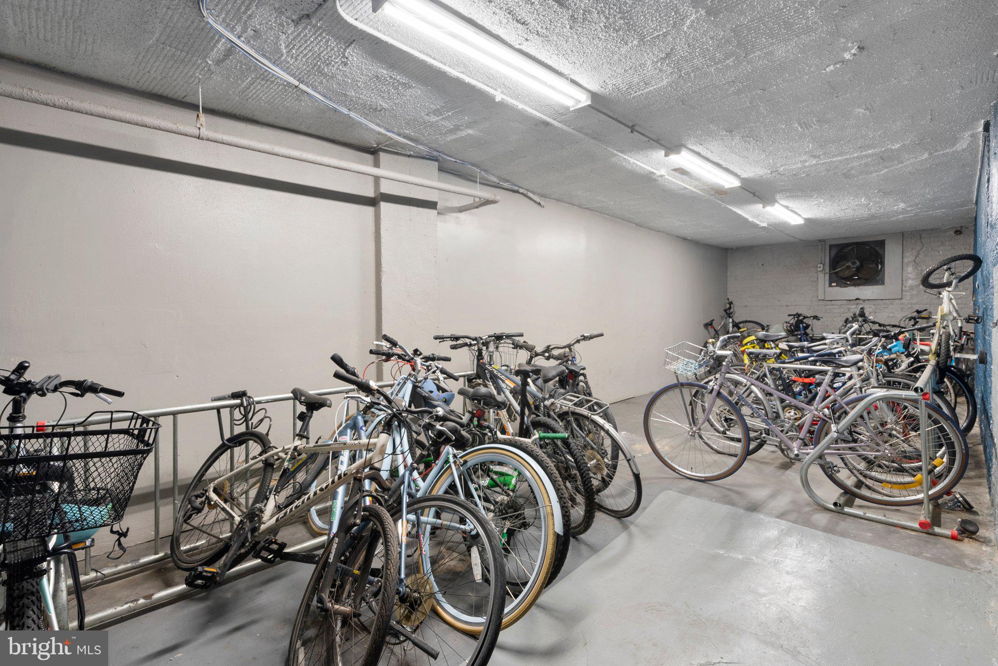 1451 Park Road Northwest, Unit 104 Washington, DC 20010 - Photo 13 of 28 a view of a room with gym equipment