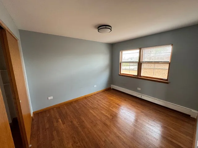 $1,300 | 3014 West 59th Street, Unit 3N, Chicago, IL 60629