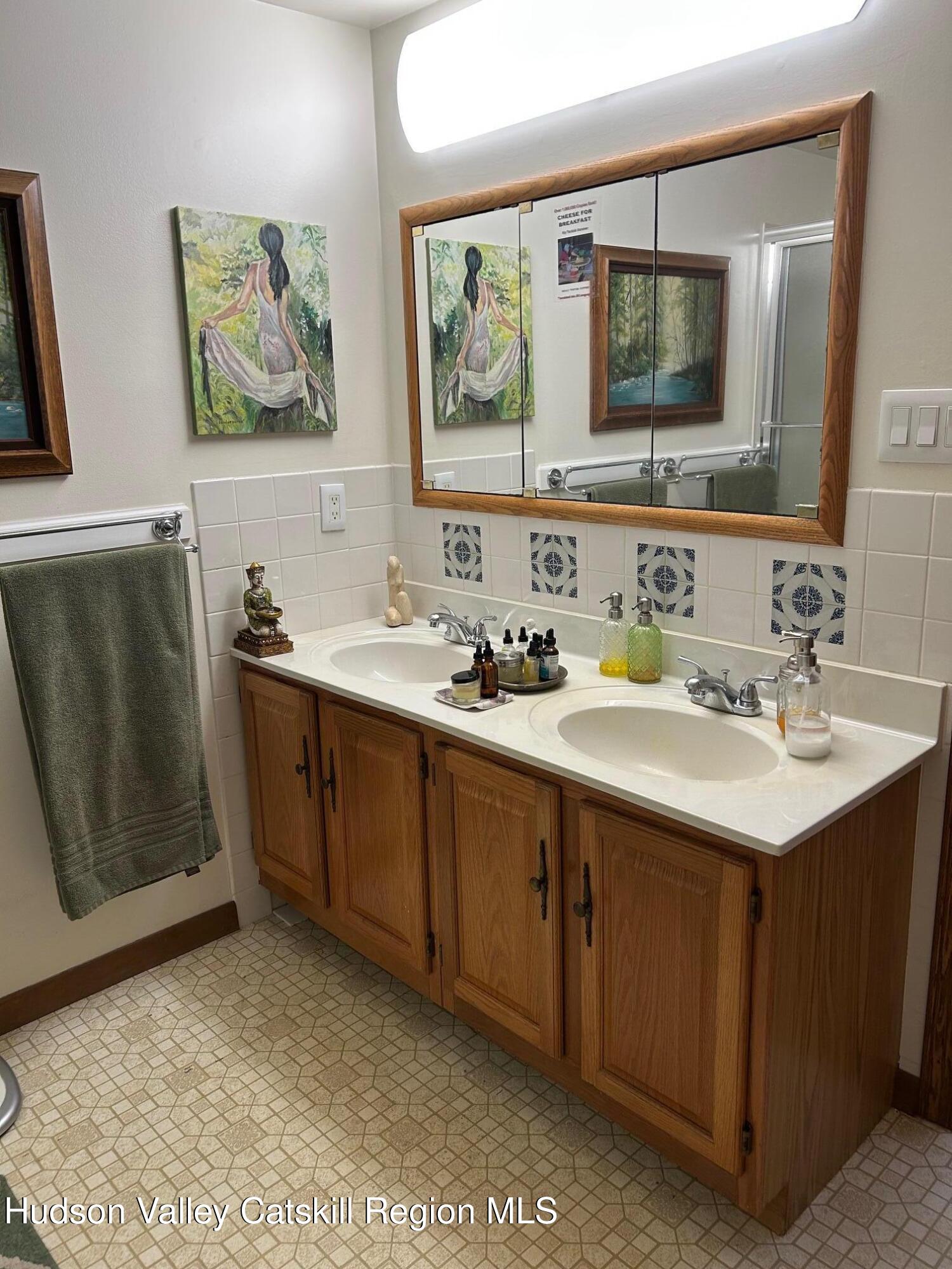 208 Sawmill Road Lake Katrine, NY 12449 - Photo 22 of 48 IMG_7157