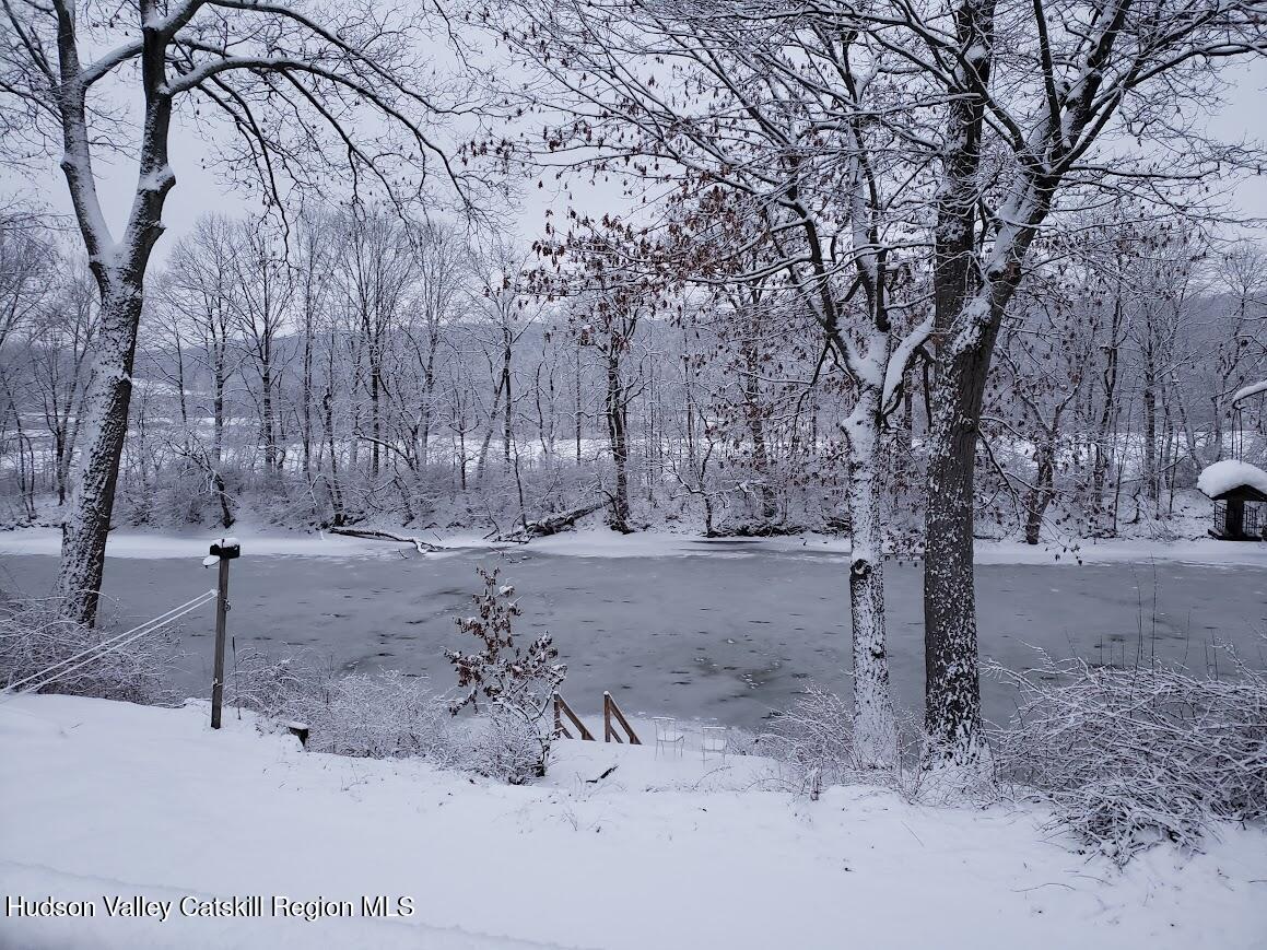 208 Sawmill Road Lake Katrine, NY 12449 - Photo 3 of 48 10