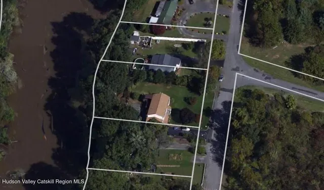 $520,000 | 208 Sawmill Road, Lake Katrine, NY 12449