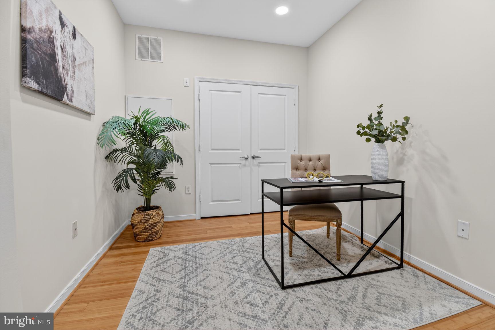 8045 Newell Street, Unit 504 Silver Spring, MD 20910 - Photo 17 of 46