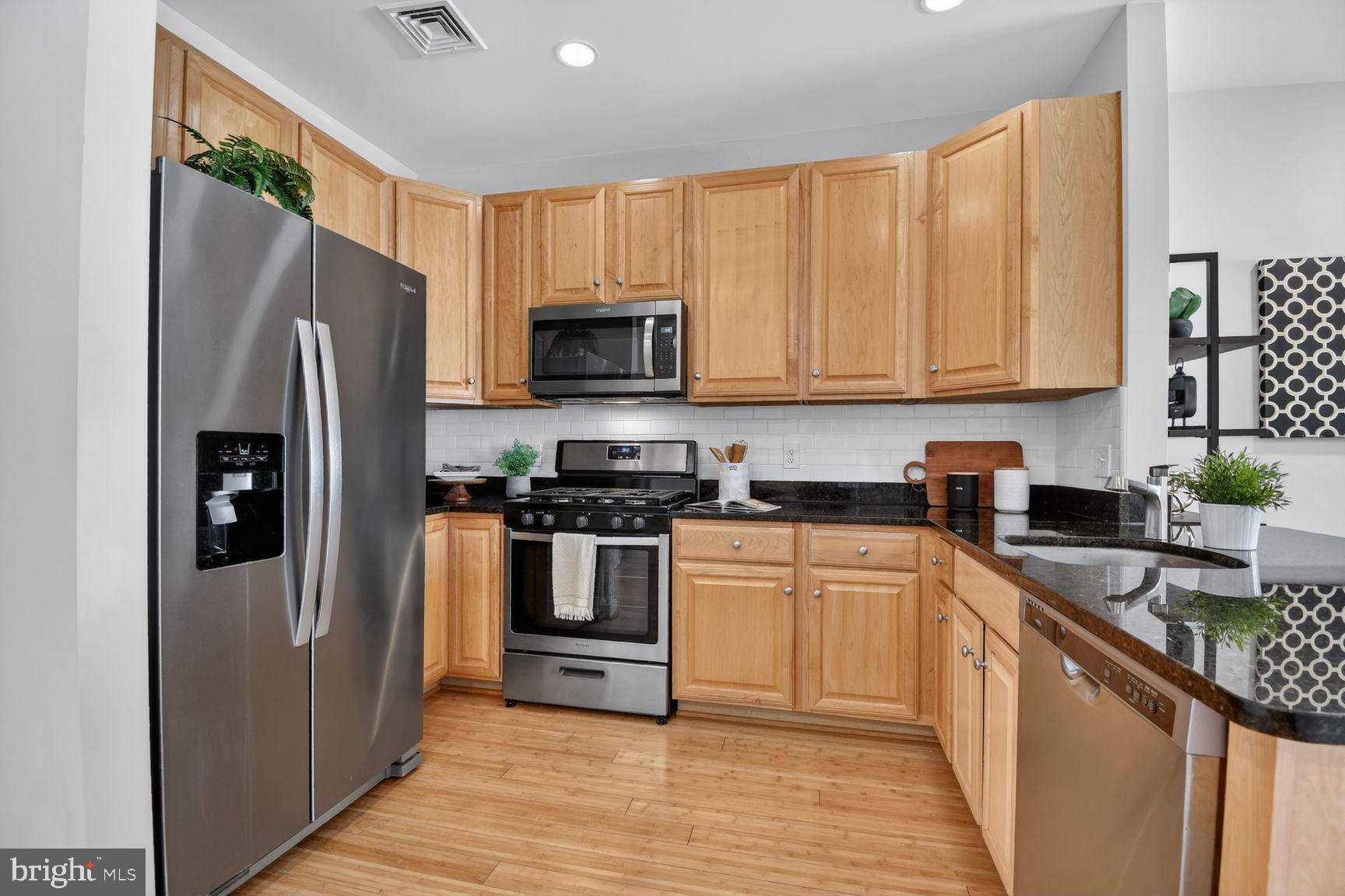 8045 Newell Street, Unit 504 Silver Spring, MD 20910 - Photo 10 of 46