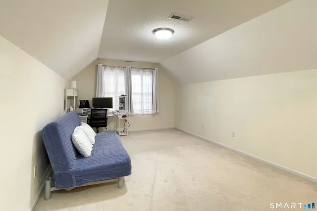 $674,900 | 1 Bertini Lane, Wallingford, CT 06492