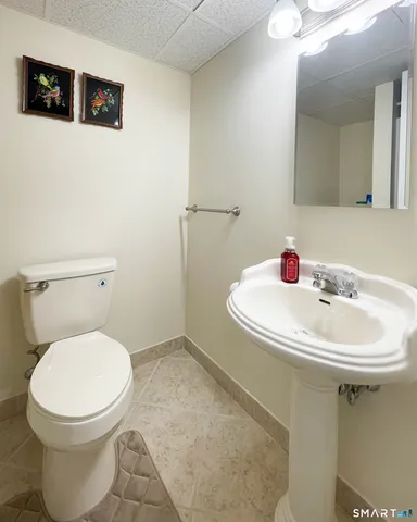 $674,900 | 1 Bertini Lane, Wallingford, CT 06492