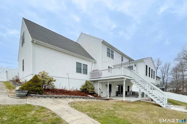 $674,900 | 1 Bertini Lane, Wallingford, CT 06492