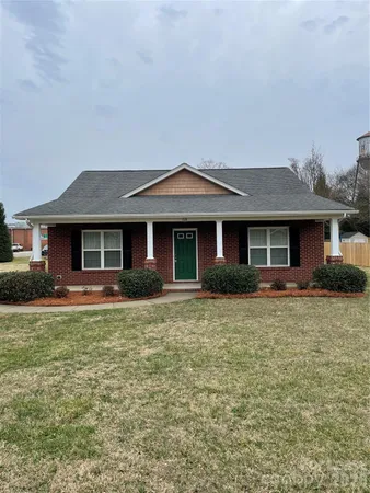 $1,875 | 708 Catawba Street, Belmont, NC 28012