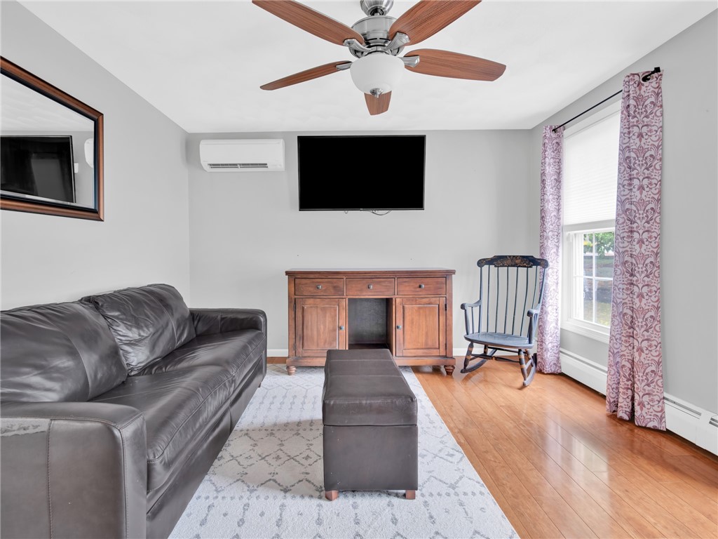 2 Brookfield Road Coventry, RI 02816 - Photo 17 of 43