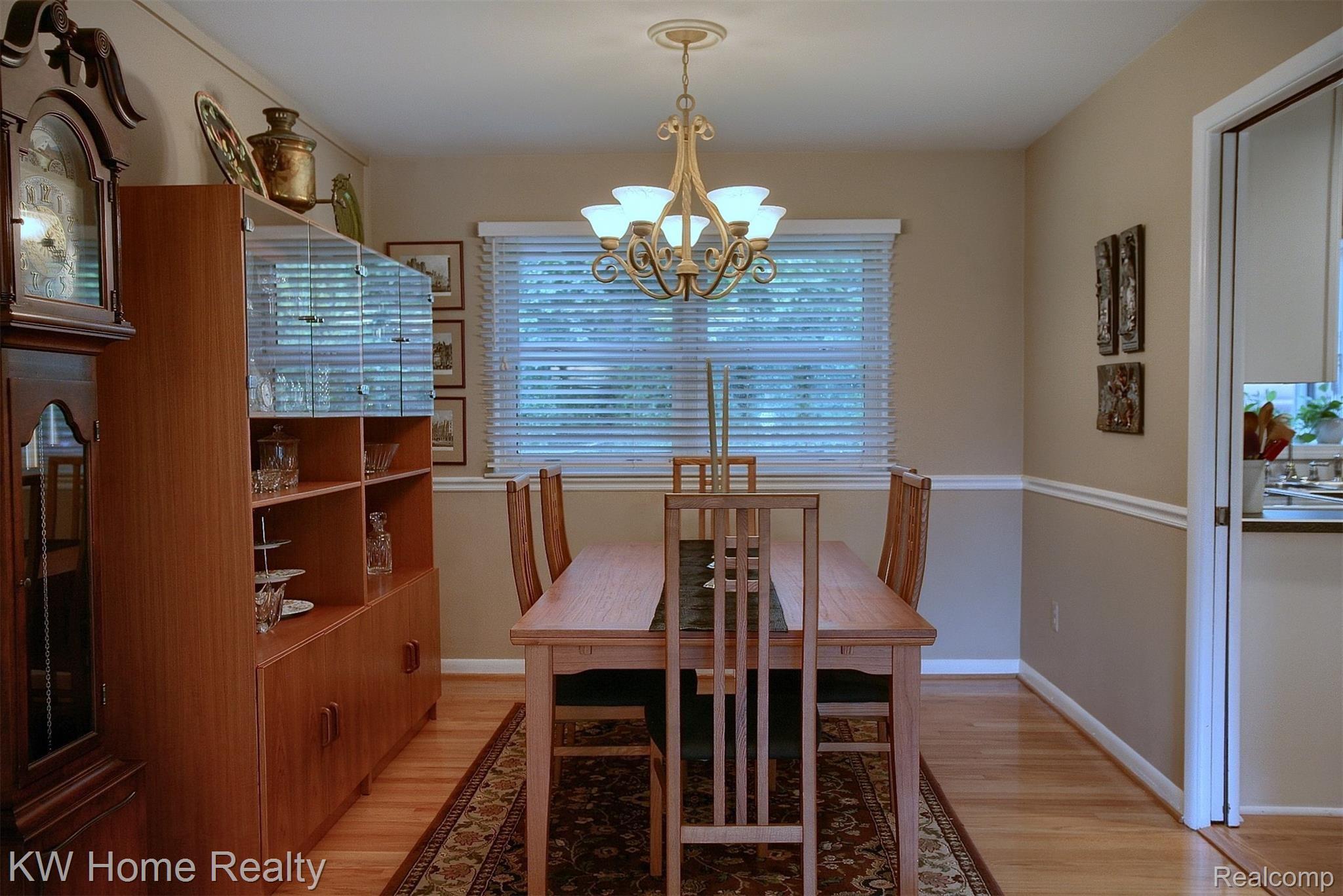 7074 Springridge Road West Bloomfield, MI 48322 - Photo 8 of 34 8-Dining Room.jpg