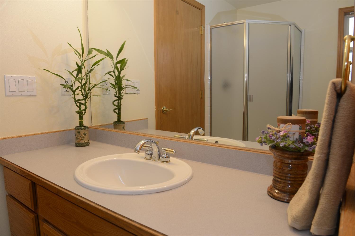 534 Mitchell Way Central Point, OR 97502 - Photo 20 of 34 Gallery Image 20