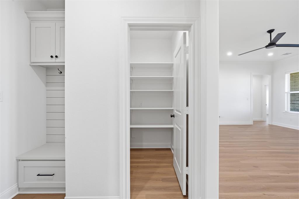 1316 Promised Land Road Hewitt, TX 76643 - Photo 13 of 28