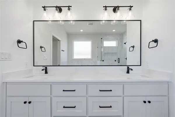 $509,900 | 1316 Promised Land Road, Hewitt, TX 76643