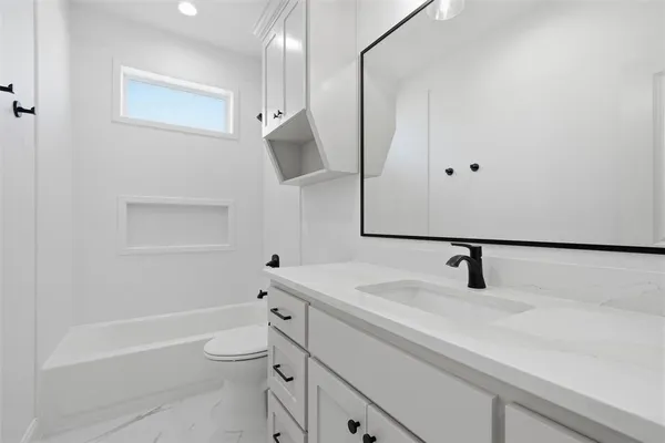 $509,900 | 1316 Promised Land Road, Hewitt, TX 76643