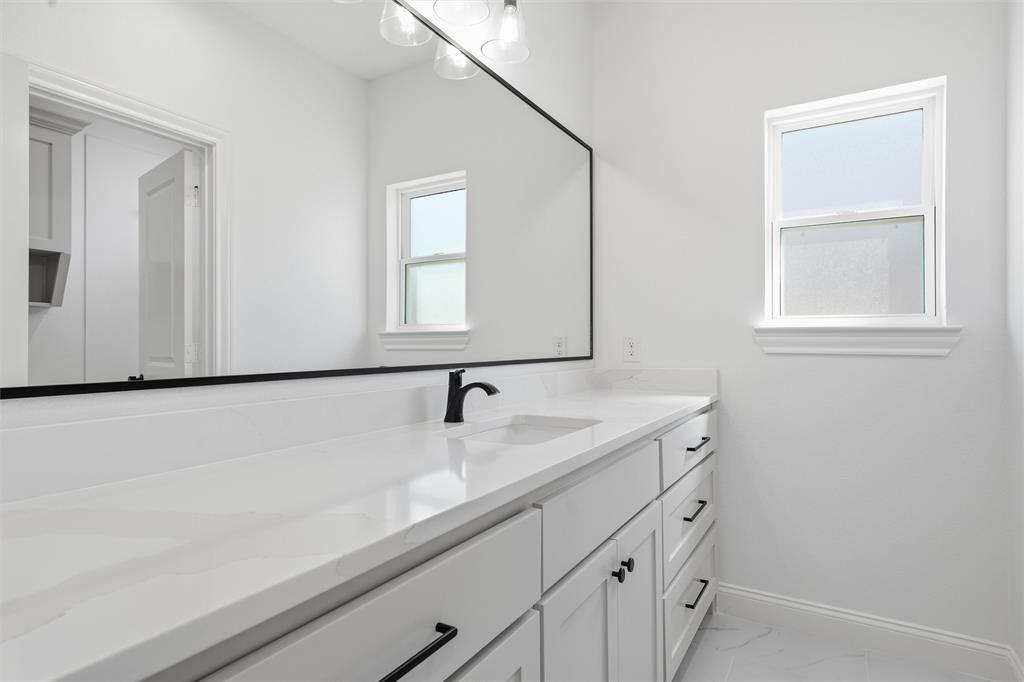 1316 Promised Land Road Hewitt, TX 76643 - Photo 23 of 28