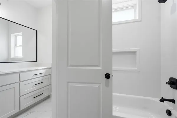 $509,900 | 1316 Promised Land Road, Hewitt, TX 76643