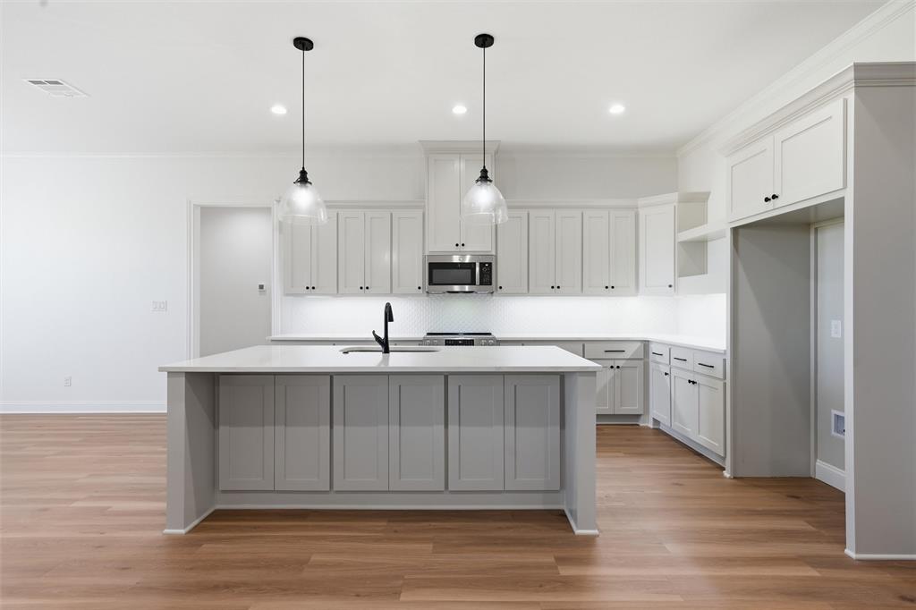 1316 Promised Land Road Hewitt, TX 76643 - Photo 5 of 28