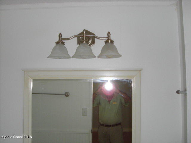 1040 Sebastian Road, Unit 1 Micco, FL 32976 - Photo 10 of 17 2007-12-01 1040 Sebastian Road 004
