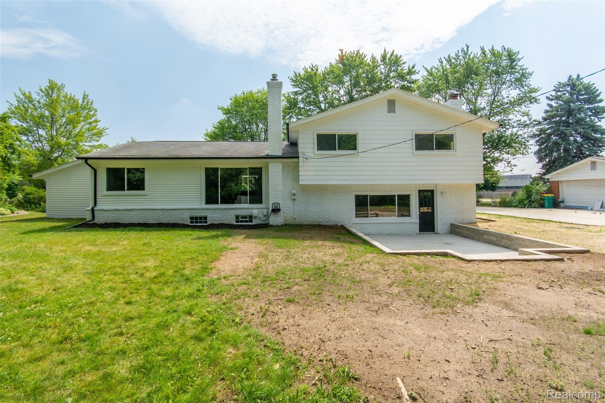 26225 Middlebelt Road Farmington, MI 48334 - Photo 39 of 40 DSC_3423.jpg