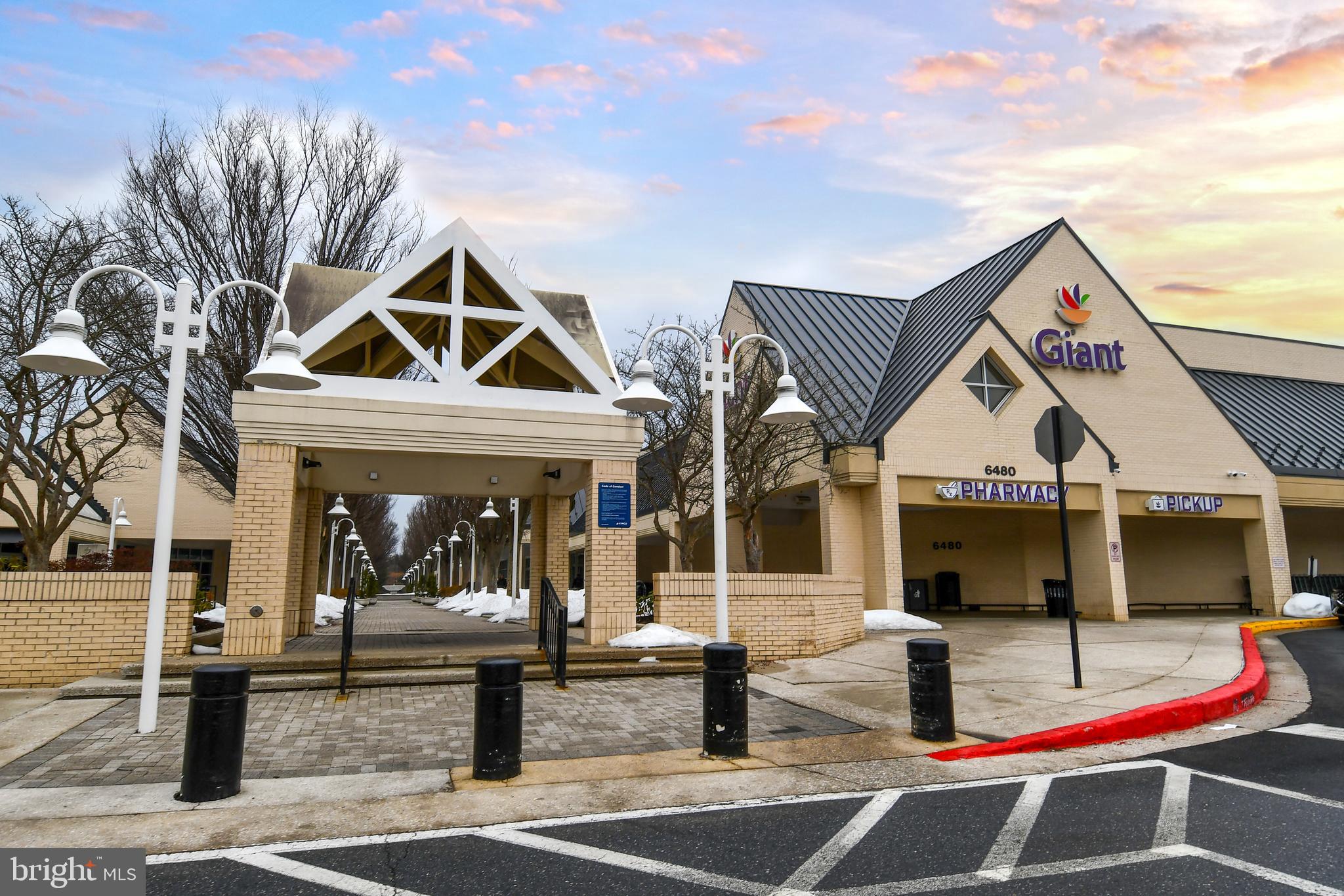 11796 Lone Tree Court Columbia, MD 21044 - Photo 42 of 45 a front view of houses with yard