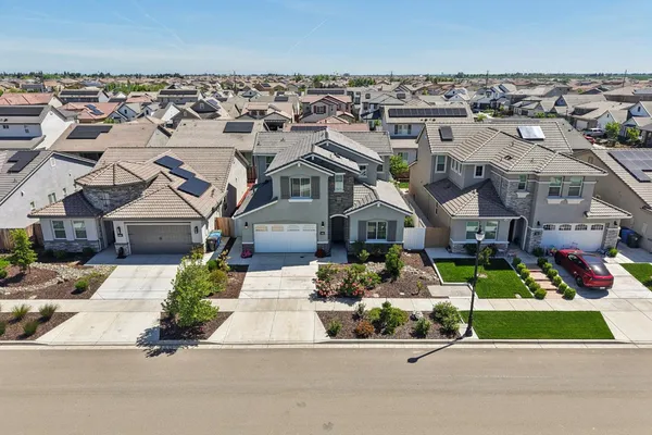 $745,000 | 2464 Dilip Drive, Manteca, CA 95337