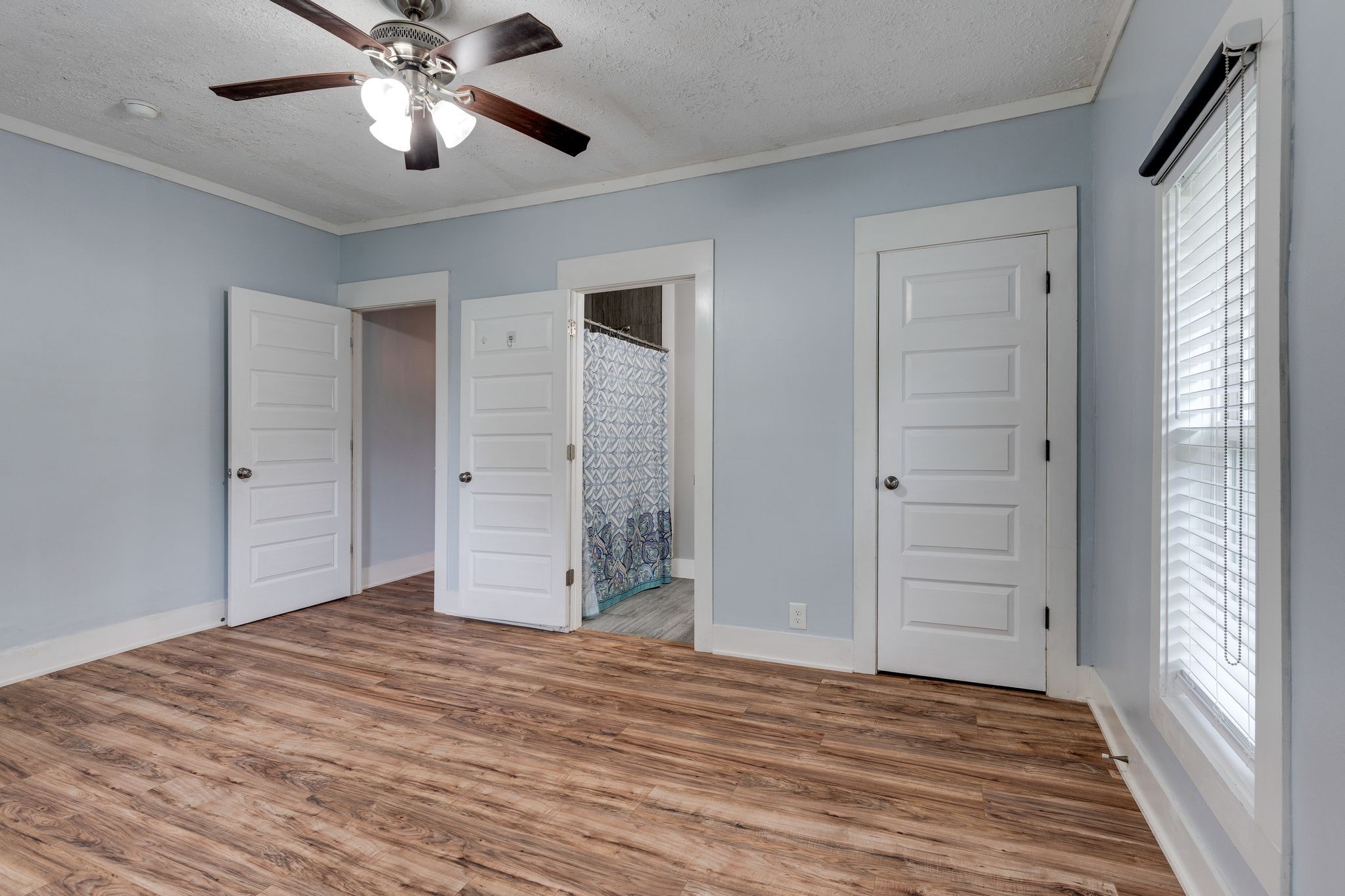 101 Fairfield Road Bethpage, TN 37022 - Photo 17 of 35 wooden floor in an empty room with a window