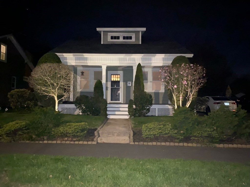 6 Storey Avenue Newburyport, MA 01950 - Photo 41 of 41 a front view of a house with garden
