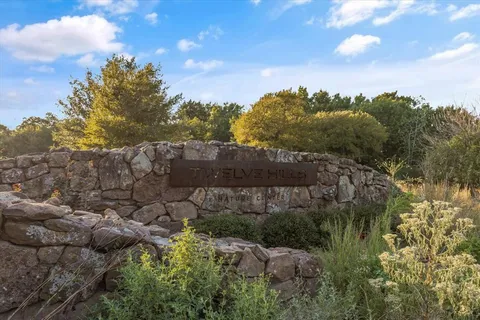 a view of house with outdoor space
