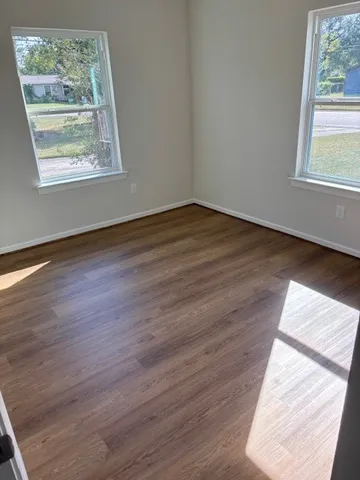 $1,800 | 8167 Redfern Drive, Houston, TX 77033