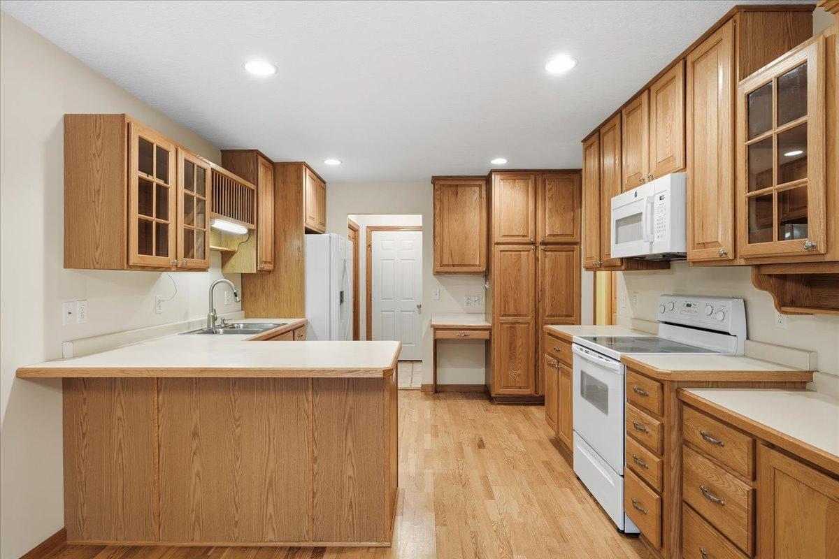 1482 Riverside Drive, Unit 1482 River Falls, WI 54022 - Photo 14 of 42