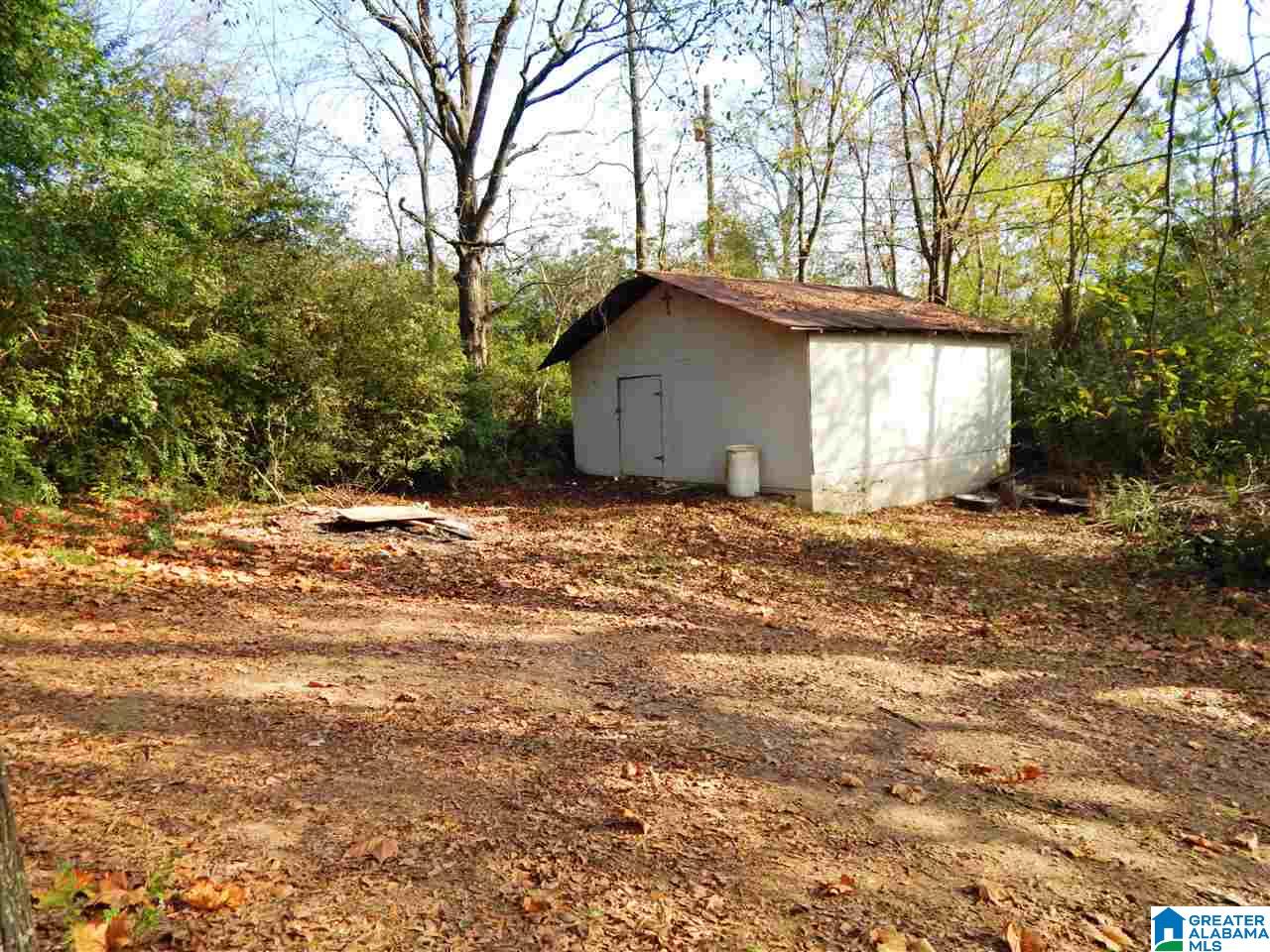 131 Beck Green Road Warrior, AL 35180 - Photo 32 of 35