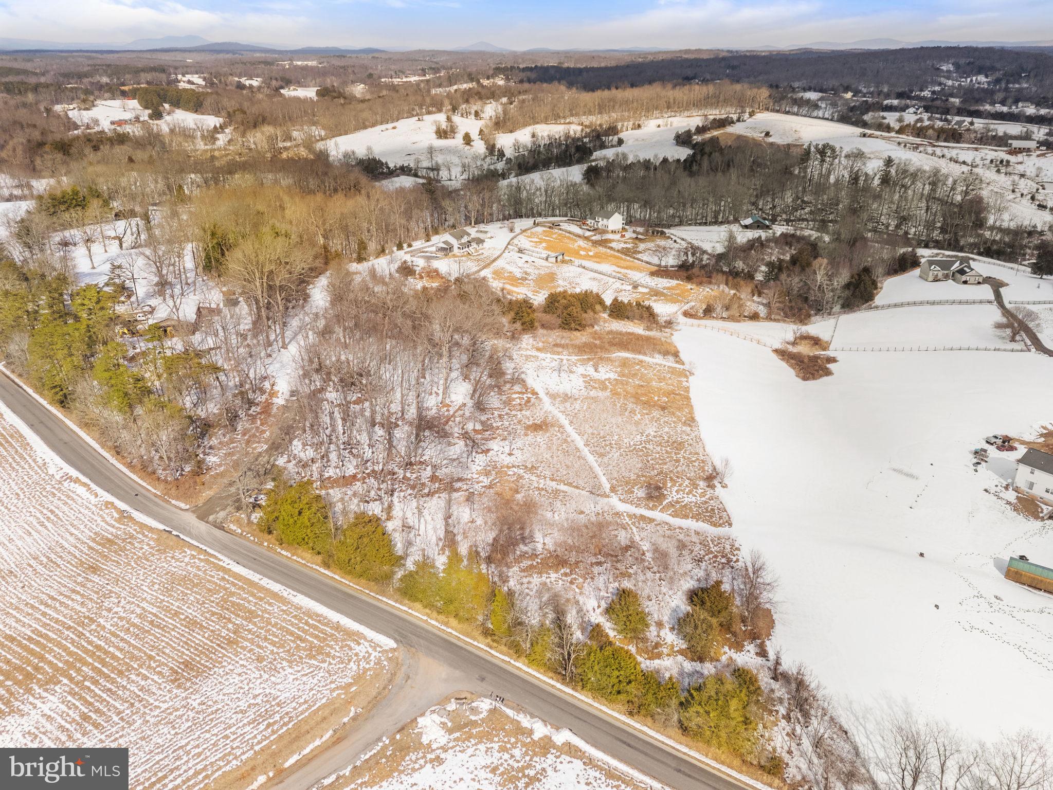 33 A Docs Road Amissville, VA 20106 - Photo 16 of 19 a view of lake view and mountain
