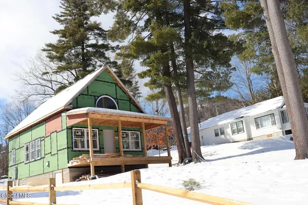 $599,000 | 81 McGillis Avenue, Lake George, NY 12845