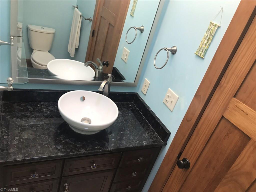 5555 Seward Road Pfafftown, NC 27040 - Photo 19 of 30 Gallery Image 19