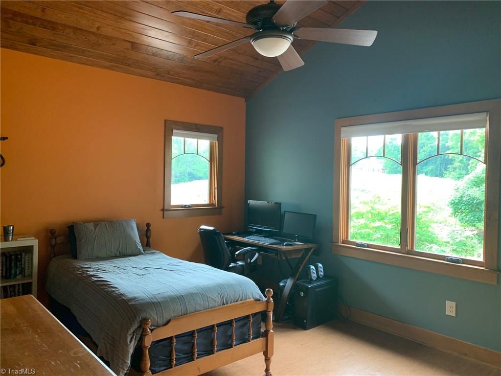 5555 Seward Road Pfafftown, NC 27040 - Photo 21 of 30 Gallery Image 21