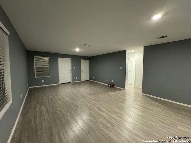7010 Solar Ridge San Antonio, TX 78252 - Photo 3 of 26